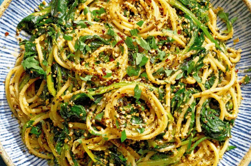 Spinach Pasta with Za’atar, Lemon, and Parsley